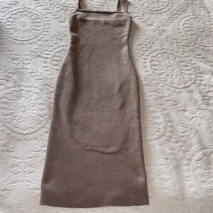 Chembery Elegant Tan Sleeveless Knitted  Gently Loved Dress XS .. no size tag